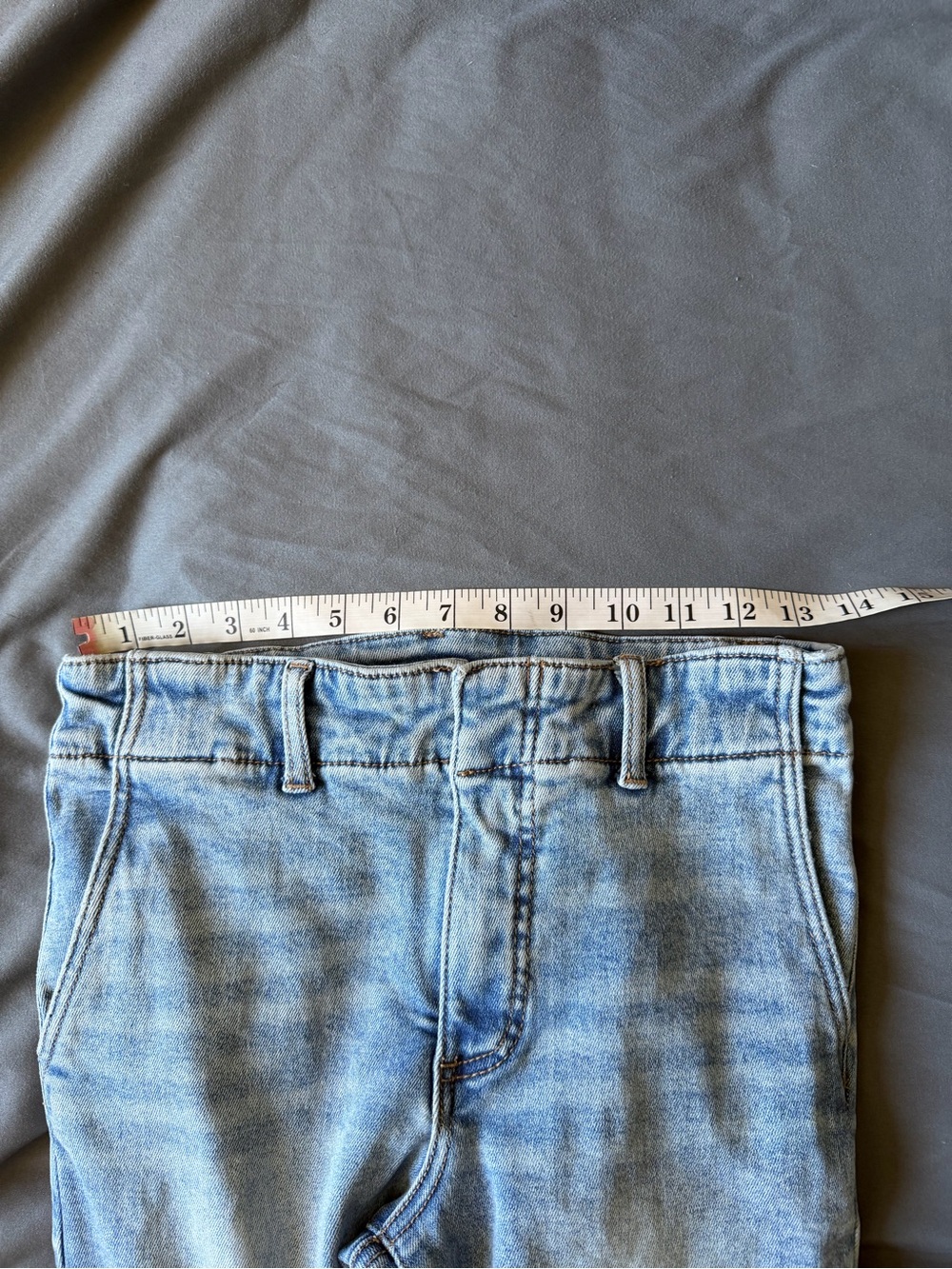 Kut from the Kloth Lightwash Blue Reese Straight Leg Jeans size 2L EUC - Picture 9 of 10